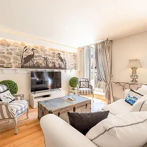 https://guestready-aurea-art-apartment.hotels-lisbon-portugal.com